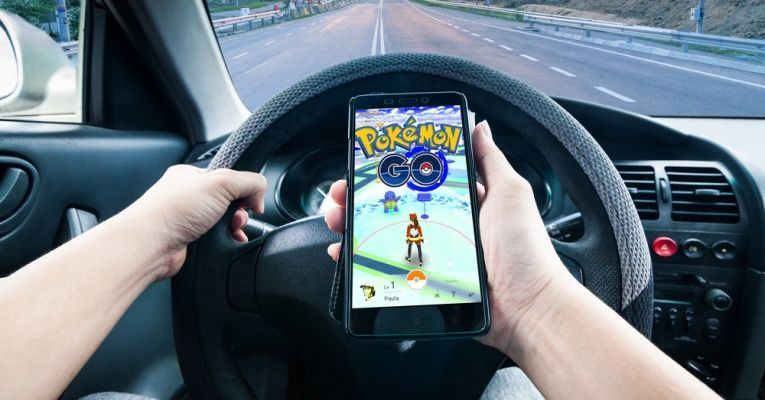 playing Pokemon Go while driving